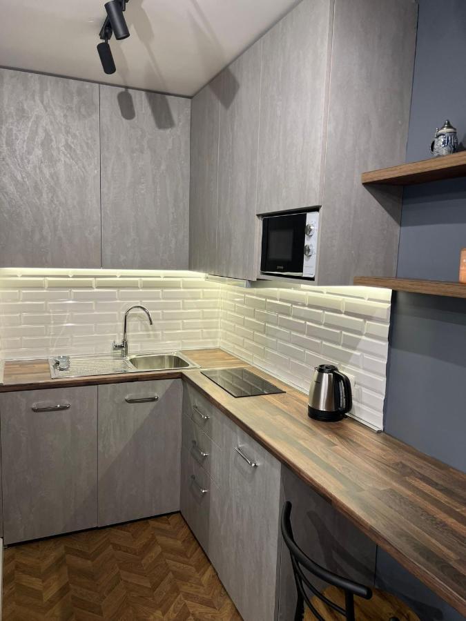 Florent'S Superb Studio, Free Parking & Garden!! Τίρανα Εξωτερικό φωτογραφία